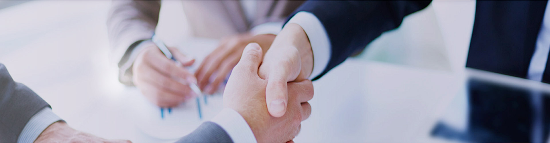 Επικοινωνήστε μαζί μας